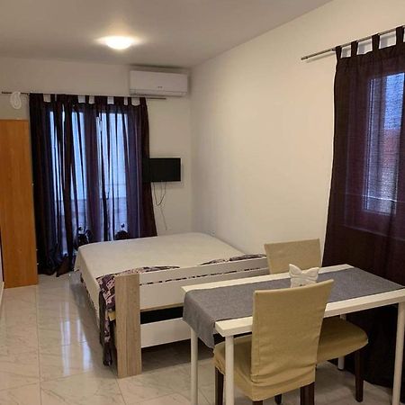 Nada&Danijela Apartment Brodarica  Ngoại thất bức ảnh